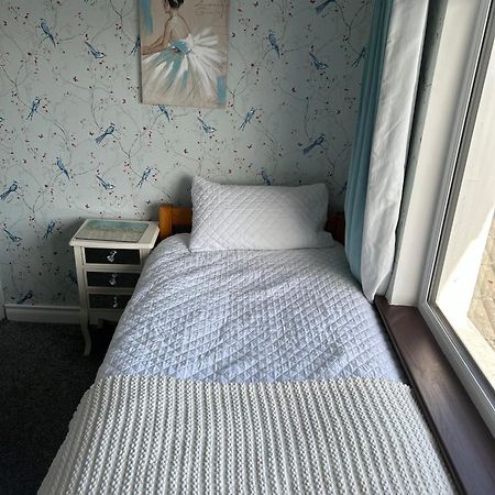 格丽斯菲尔德住宿加早餐旅馆 Artane 外观 照片